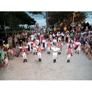 Međunarodni folklorni festival u Petrovcu